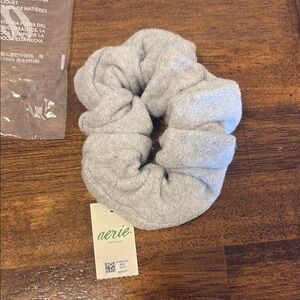 🌸3/$15🌸 NWT Aerie Soft Gray Hair Scrunchie